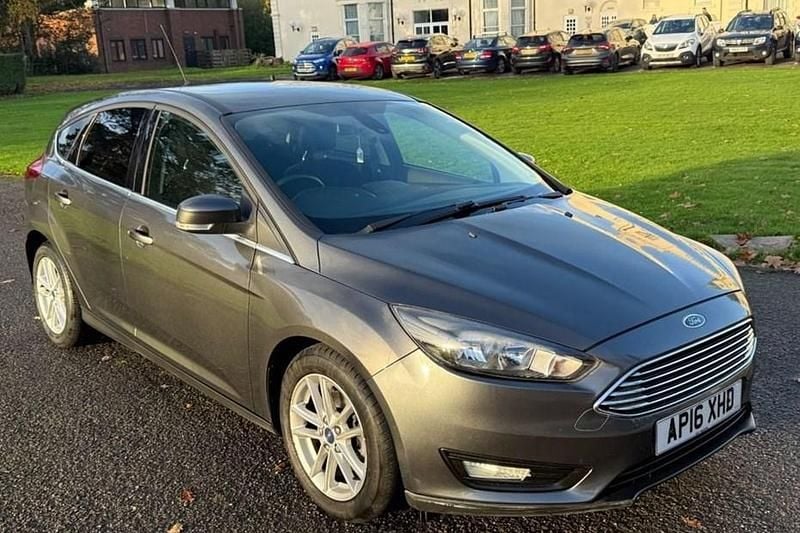 Grey Used 2016 Ford Focus Zetec Hatchback | £7,995 (Good price) - Image 1/1
