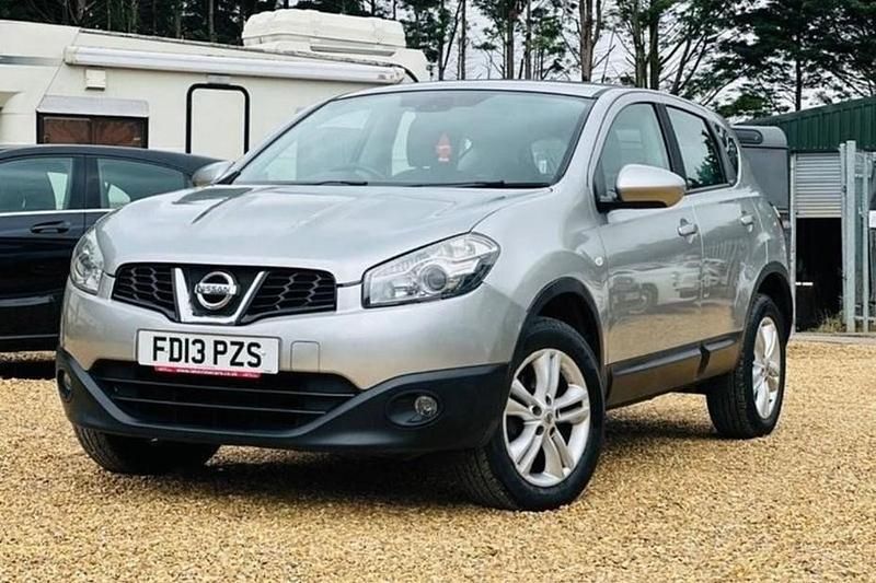 Silver Used 2013 Nissan Qashqai Acenta SUV | £2,349 (Good price) - Image 1/1