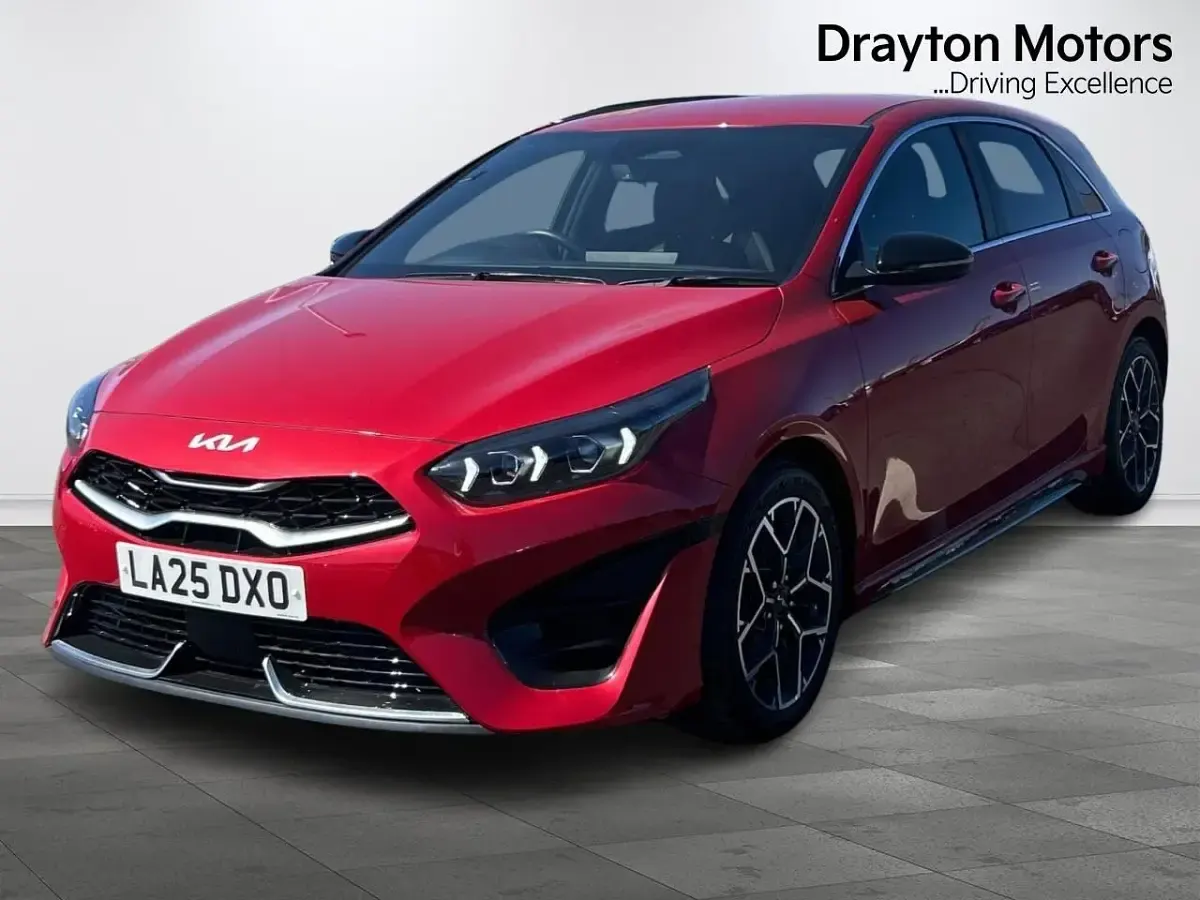 Used Kia Ceed GT-Line 138 HP (101 kW) 2025 Red Hatchback