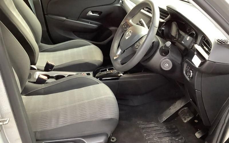 Used Vauxhall Corsa Design Edition 101 HP (74 kW) 2023 Grey Hatchback