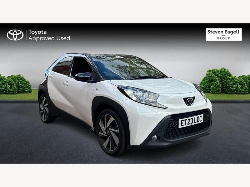 White Used 2023 Toyota Aygo X SUV | £13,443 - Image 1/3
