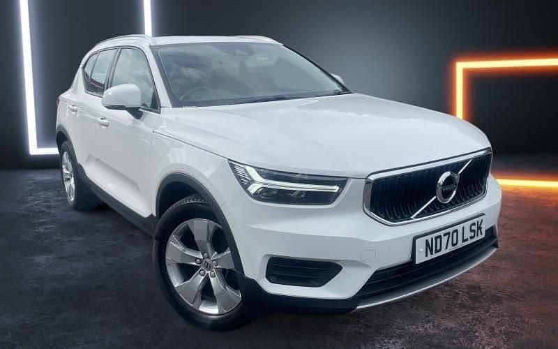 Used 2021 Volvo XC40 Momentum SUV | £17,990 (Fair price) - Image 1/4