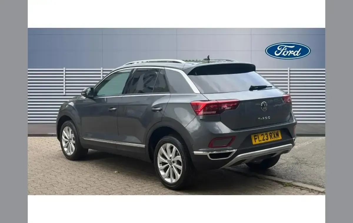 Used VW T-Roc Style 147 HP (108 kW) 2023 Grey SUV