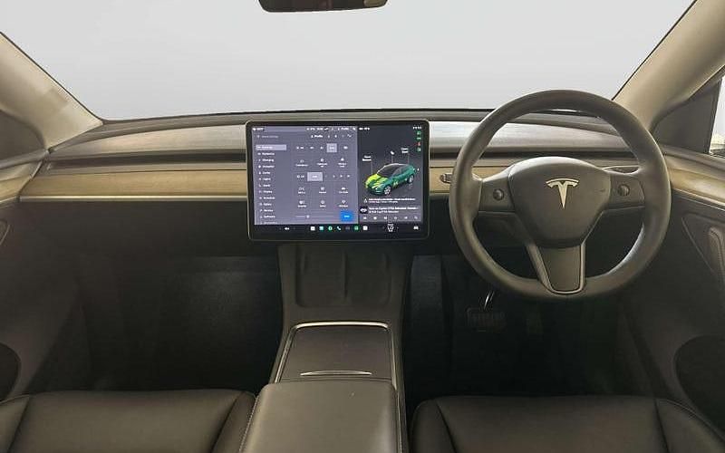 Used Tesla Model Y RWD 219 kW (299 HP) 2024 SUV