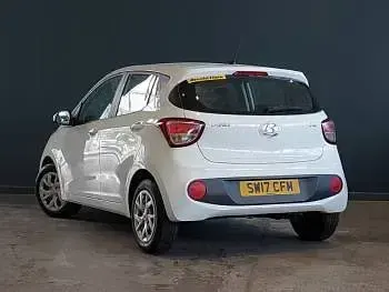 Usado Hyundai i10 SE 66 CV (48 kW) 2017 Blanco Utilitario
