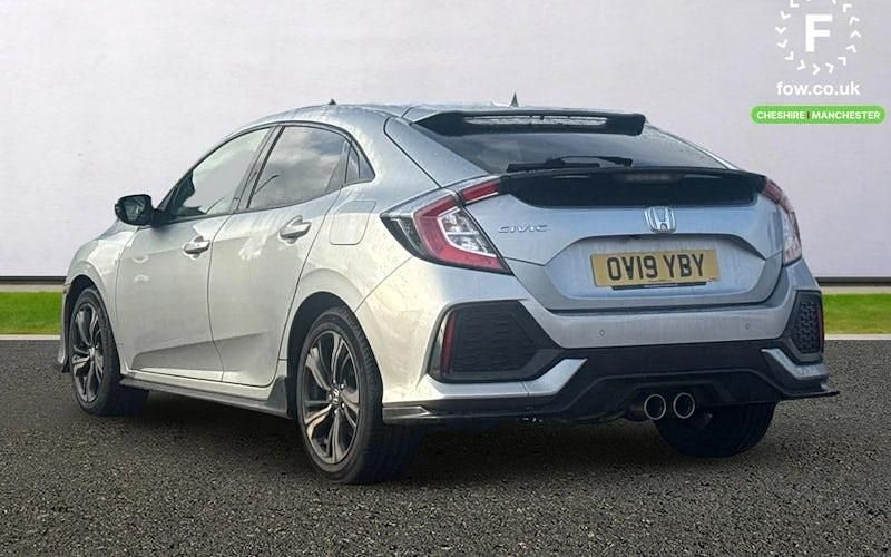 Used Honda Civic Sport Plus 182 HP (133 kW) 2019 Silver Hatchback