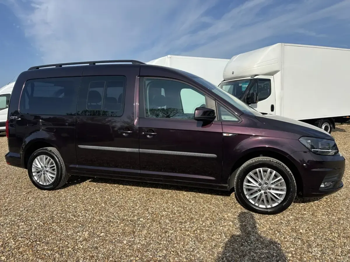 Begagnad VW Caddy Maxi Life 122 HK (89 kW) 2020 Lila Minibuss