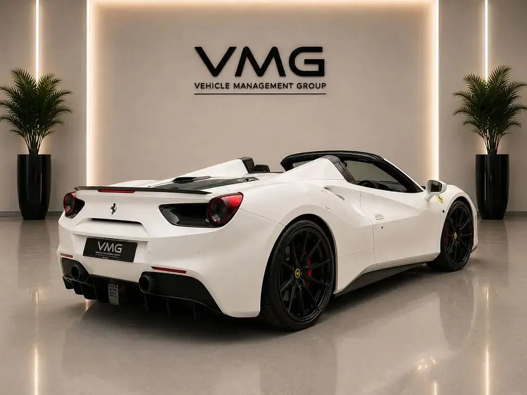 Used Ferrari 488 670 HP (492 kW) 2018 White Cabriolet