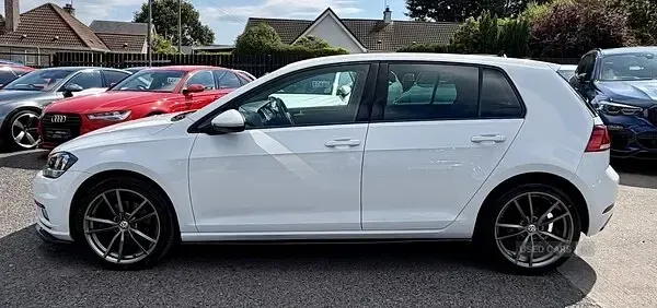 Used VW Golf VII Match 115 HP (84 kW) 2019 White Hatchback