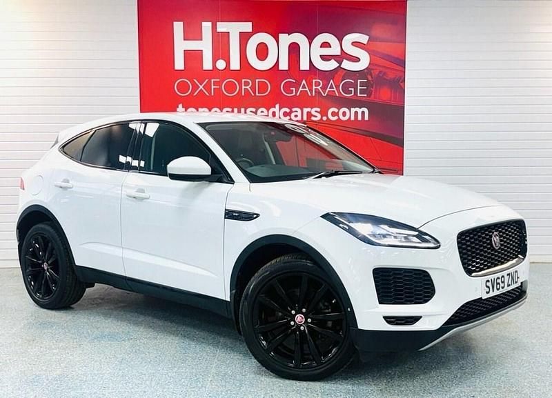 Used Jaguar E-Pace SE 150 HP (110 kW) 2019 White SUV