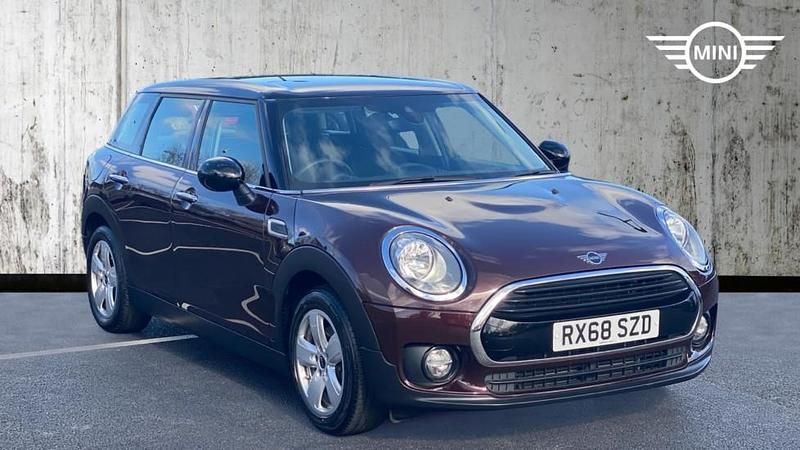 Used Mini Cooper Clubman 136 HP (100 kW) 2019 Red Estate