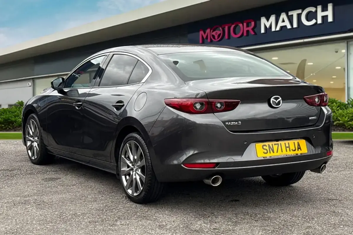 Używany Mazda 3 Inclusive 2022 Szary Sedan/Limuzyna