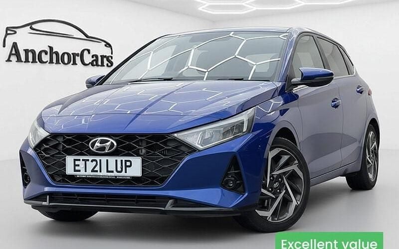 Used Hyundai i20 Premium 101 HP (74 kW) 2023 Hatchback