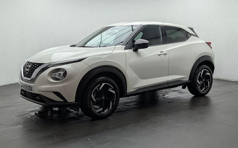 Used Nissan Juke N-Connecta 114 HP (83 kW) 2022 White SUV
