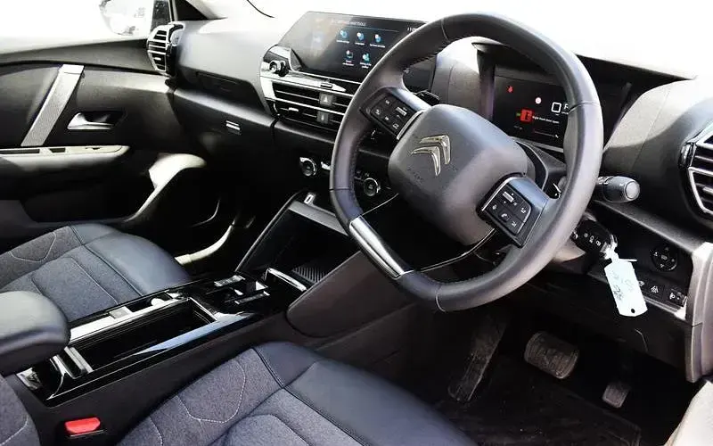 Used Citroën C4 PureTech 131 HP (96 kW) 2023 SUV