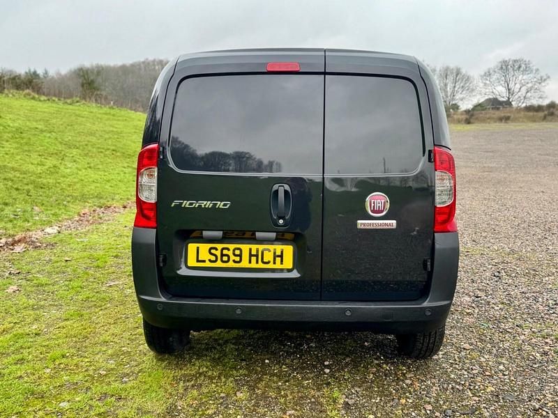 Used Fiat Fiorino 75 HP (55 kW) 2019 Black MPV