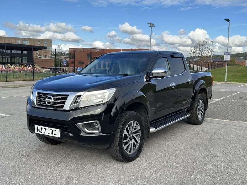 Used Nissan Navara Acenta+ 2017 Black Pickup
