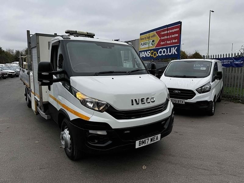 White Used 2017 Iveco Daily | £13,995 (Good price) - Image 1/4