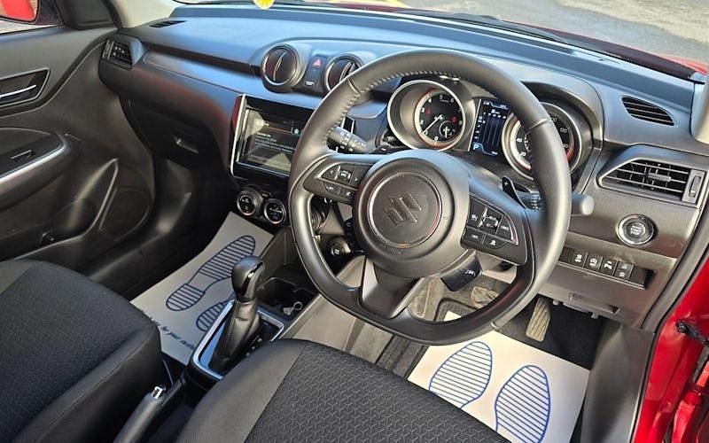 Used Suzuki Swift SZ5 83 HP (61 kW) 2022 Red Hatchback
