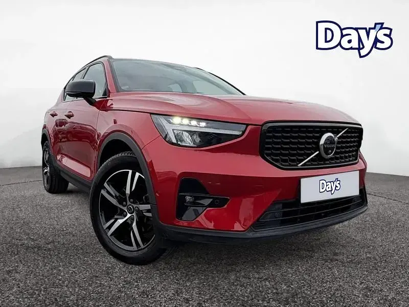 Used Volvo XC40 Plus 2023 Red SUV