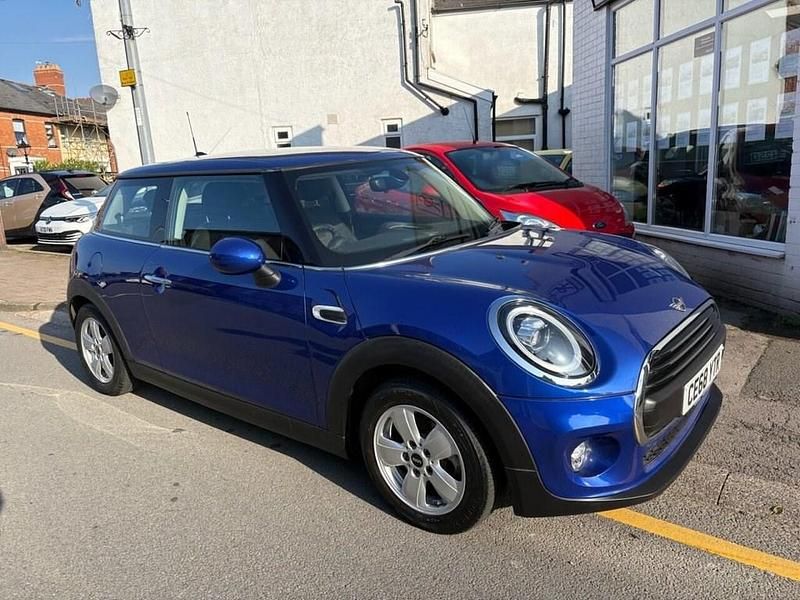 Used Mini ONE Hatch 102 HP (75 kW) 2018 Blue Hatchback