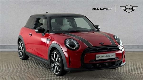 Used Mini Cooper Exclusive 134 HP (98 kW) 2022 Red Hatchback