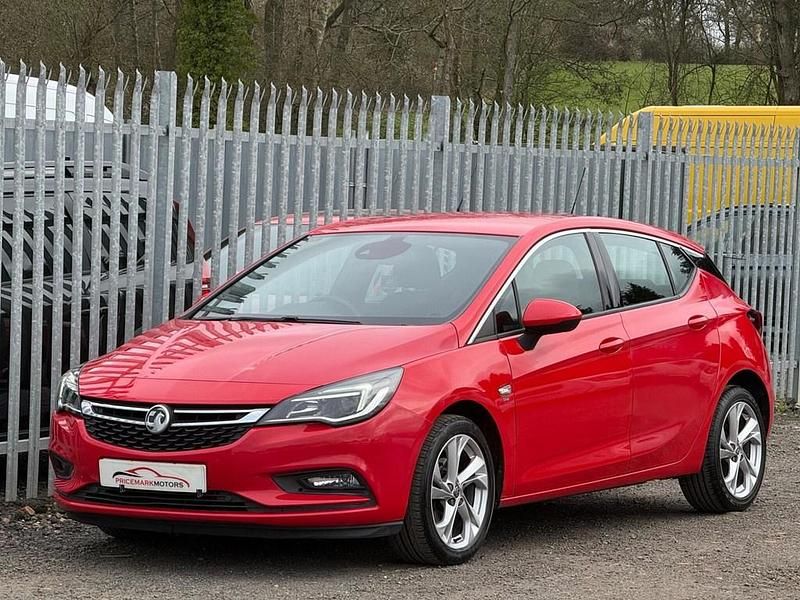 Used Vauxhall Astra SRi 2016 Red Hatchback