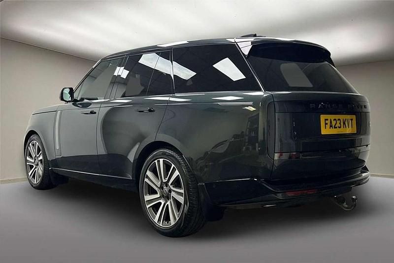 Used Land Rover Range Rover 530 HP (389 kW) 2023 Other SUV