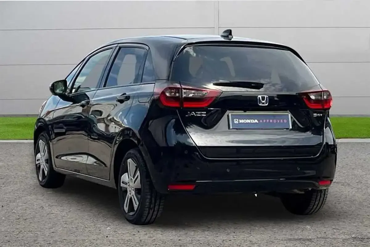 Used Honda Jazz Hybrid 109 HP (80 kW) 2022 Black Hatchback