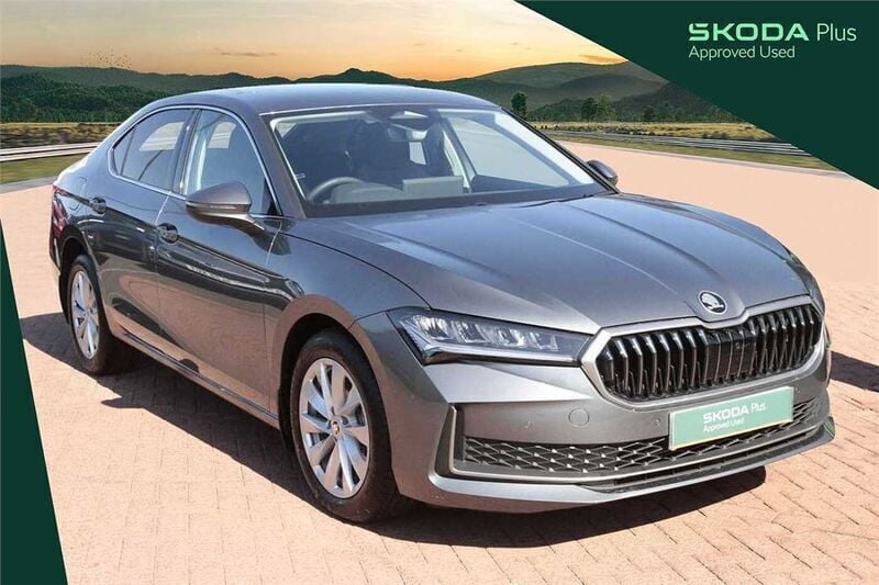 Grey New 2024 Skoda Superb SE Technology Hatchback | £27,950 (Good price) - Image 1/4