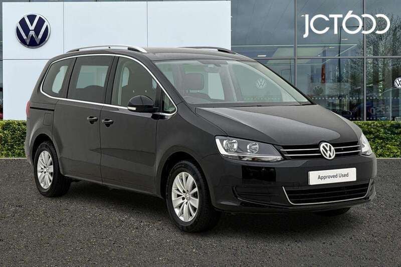 Black Used 2018 VW Sharan SE MPV | £18,825 (Fair price) - Image 1/4