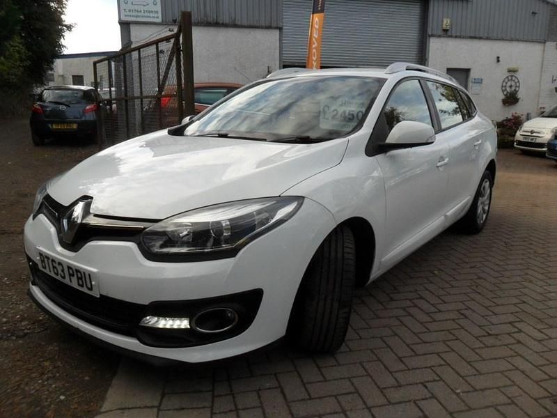 Used Renault Mégane GrandTour Expression+ 110 HP (80 kW) 2014 White Estate