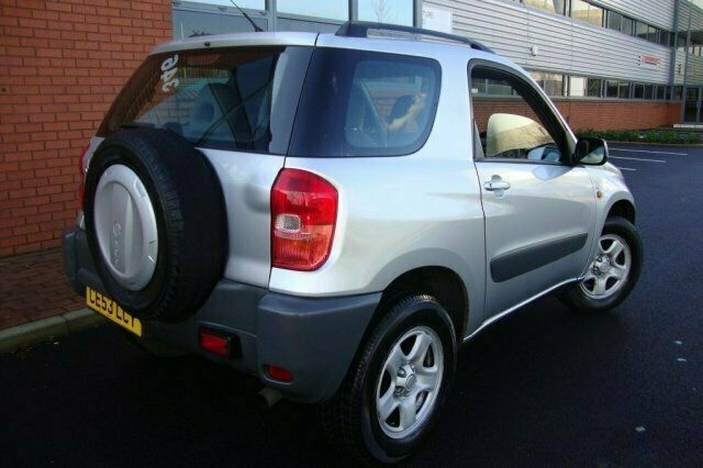 Used Toyota RAV4 123 HP (90 kW) 2003 SUV