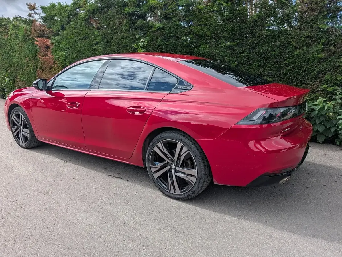 Used Peugeot 508 2019 Red Hatchback