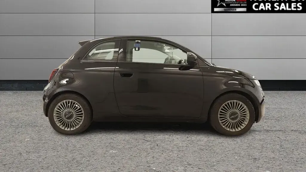 Used Fiat 500e Icon 86 kW (118 HP) 2022 Black Hatchback