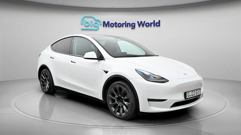 Used Tesla Model Y Long Range AWD 378 kW (514 HP) 2022 White SUV