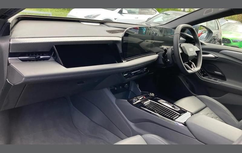 New Audi A6 e-tron S-Line 210 kW (286 HP) 2026 Blue Hatchback
