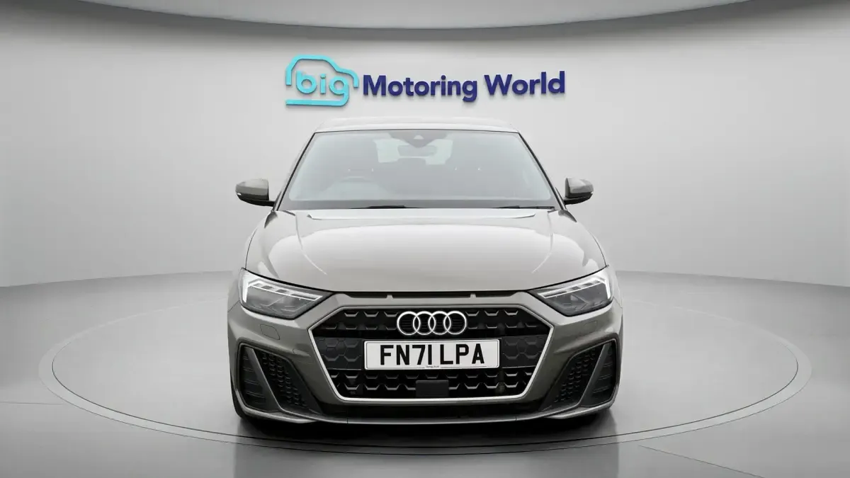 Used Audi A1 Sportback S-Line 94 HP (69 kW) 2021 Grey Hatchback