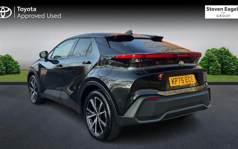 Used Toyota C-HR Design 223 HP (164 kW) 2026 SUV