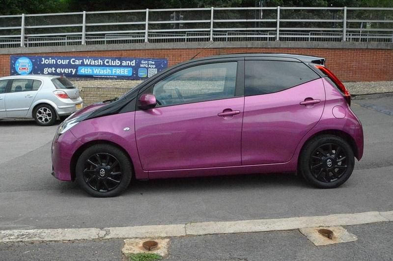Used Toyota Aygo X-cite 2018 Purple Hatchback