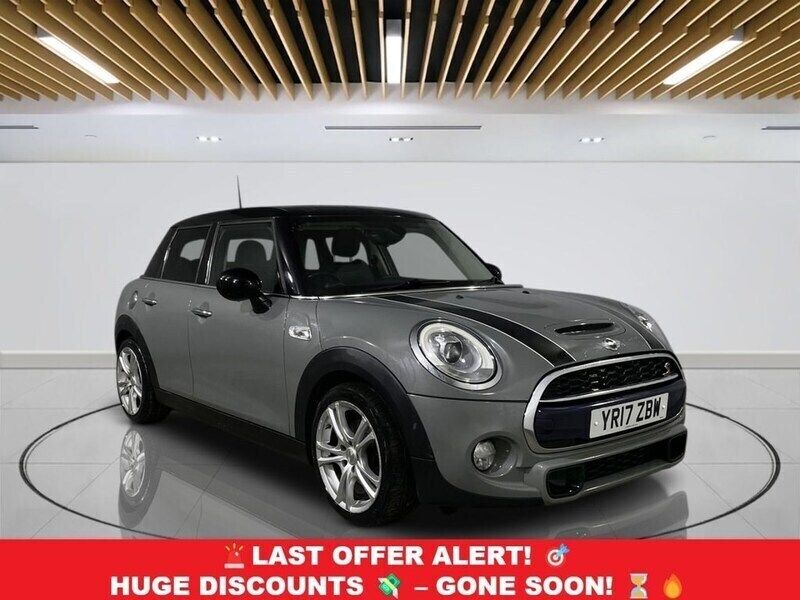 Grey Used 2017 Mini Cooper S Hatch Hatchback | £14,549 (A bit pricey) - Image 1/3