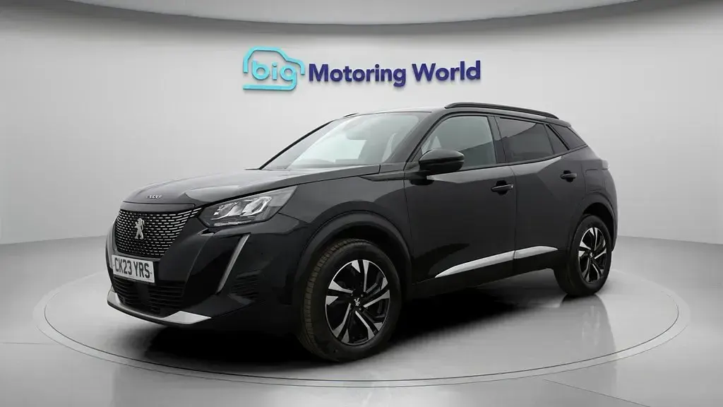Gebraucht Peugeot 2008 Allure+ 130 PS (95 kW) 2023 Schwarz SUV