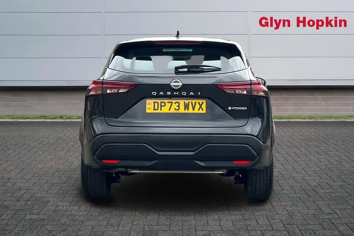 Gebraucht Nissan Qashqai Acenta Premium 190 PS (139 kW) 2023 Schwarz SUV