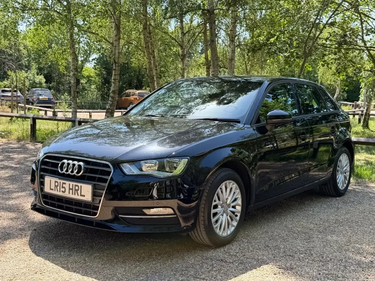 Used Audi A3 Sportback Performance 150 HP (110 kW) 2015 Black Hatchback