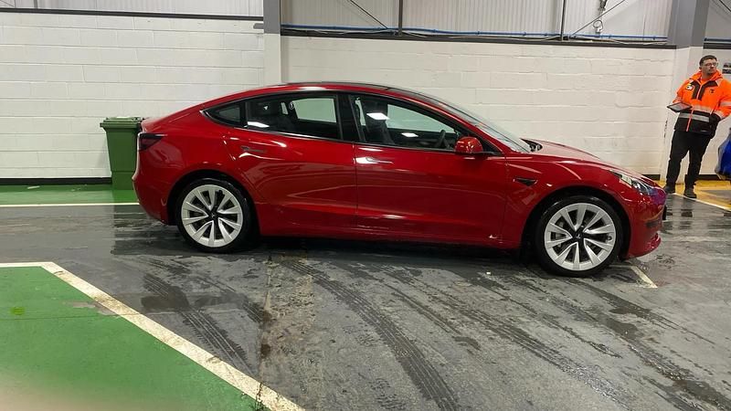 Used Tesla Model 3 RWD 180 kW (245 HP) 2022 Red Sedan