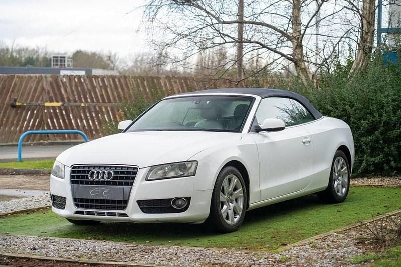 Used Audi A5 Cabriolet Comfort 211 HP (155 kW) 2011 White Cabriolet