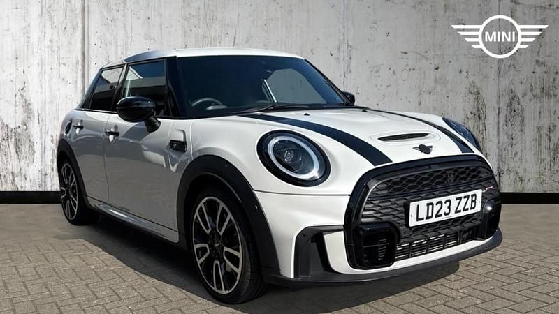 Begagnad Mini Cooper S Hatch 176 HK (129 kW) 2023 Vit Halvkombi