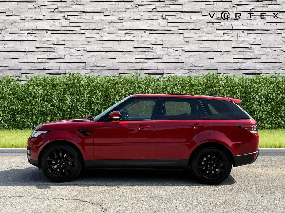 Used Land Rover Range Rover Sport HSE 306 HP (225 kW) 2017 Red SUV