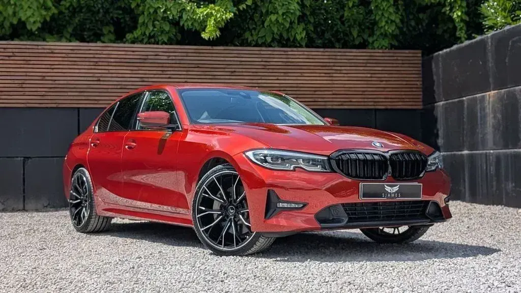 Used BMW 330e Sport Line 2020 Orange Sedan