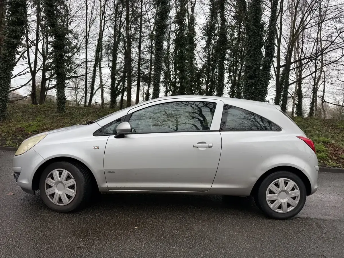 Second-hand Vauxhall Corsa Club 2008 Argintiu Hatchback